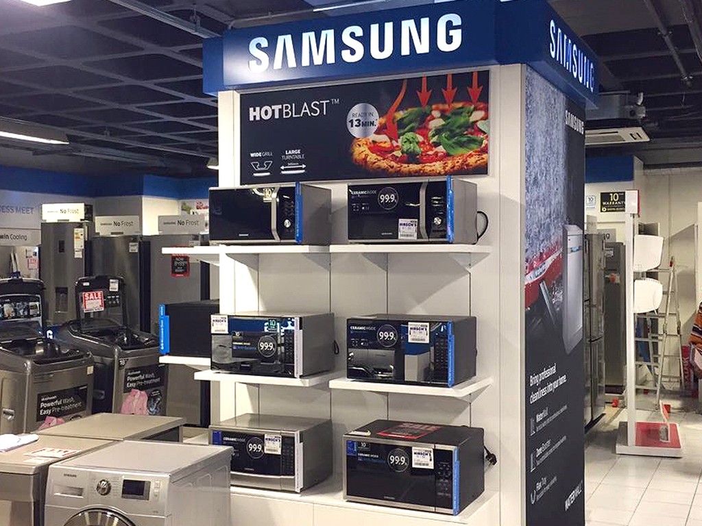 Shop Fitting - Samsung Microwaves